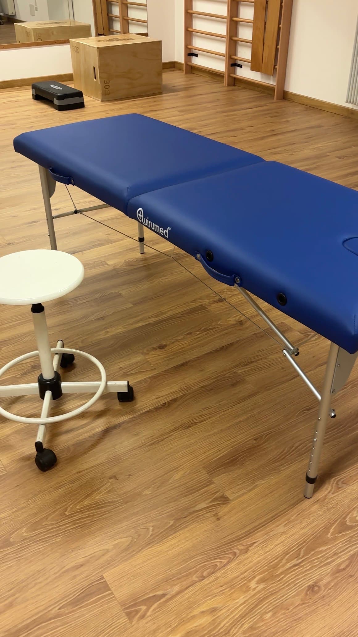 Lettino per terapia manuale